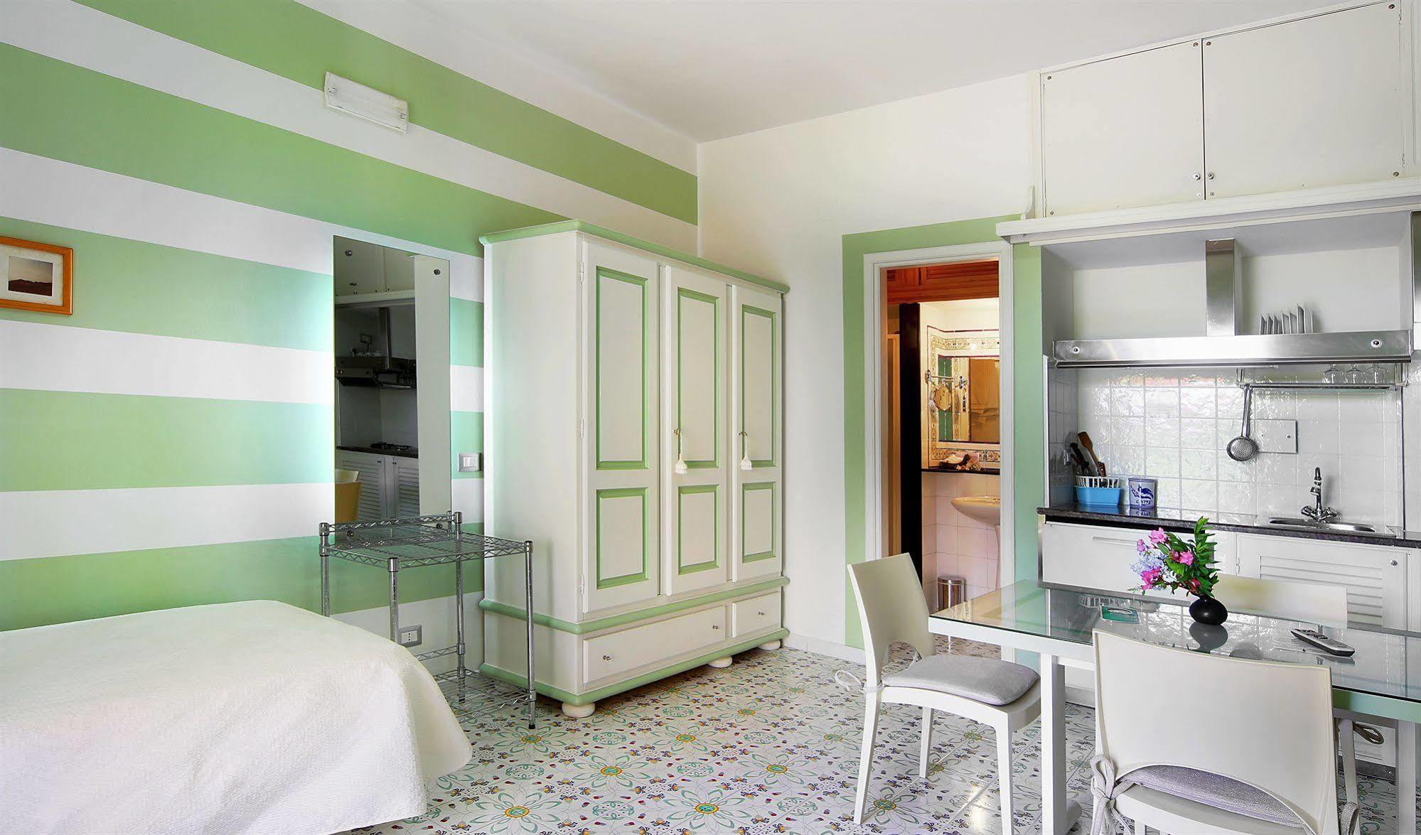 Hotel Residence Mendolita Λίπαρι Εξωτερικό φωτογραφία